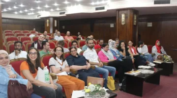 دار الكتب والوثائق تُنهي برنامج تدريب الطلاب من الجامعة الأمريكية (صور)