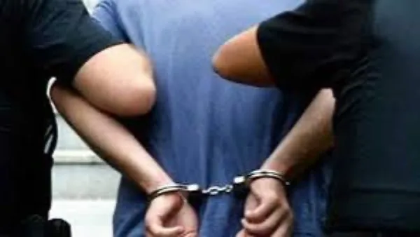 تجديد حبس ثلاثة أفراد بتهمة stealing كابلات كهربائية للإضاءة العامة تجديد حبس ثلاثة أفراد بتهمة stealing كابلات كهربائية للإضاءة العامة