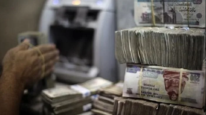 تجديد احتجاز خمسة أفراد متهمين بغسيل 50 مليون جنيه تجديد احتجاز خمسة أفراد متهمين بغسيل 50 مليون جنيه