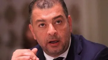 هاني شكري يهاجم جمهور الأهلي.. ومجلس الخطيب يتخذ خطوات قانونية