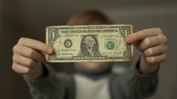 سعر الدولار اليوم الثلاثاء 3 يونيو 2025