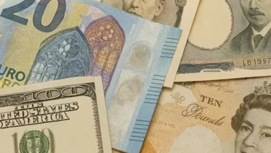 الجنيه يرتفع مقابل الدولار واستقرار العملات الأخرى اليوم الخميس 5 يونيو 2025 الجنيه يرتفع مقابل الدولار واستقرار العملات الأخرى اليوم الخميس 5 يونيو 2025