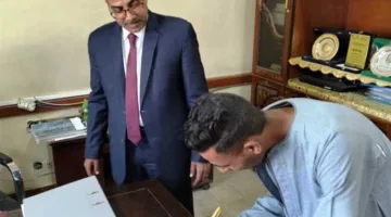 توزيع العقود لعدد من شباب أسوان للعمل في الأردن