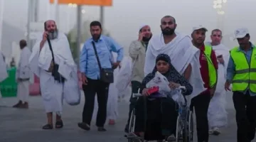 توافد الحجاج إلى صعيد عرفات منذ بزوغ الفجر.