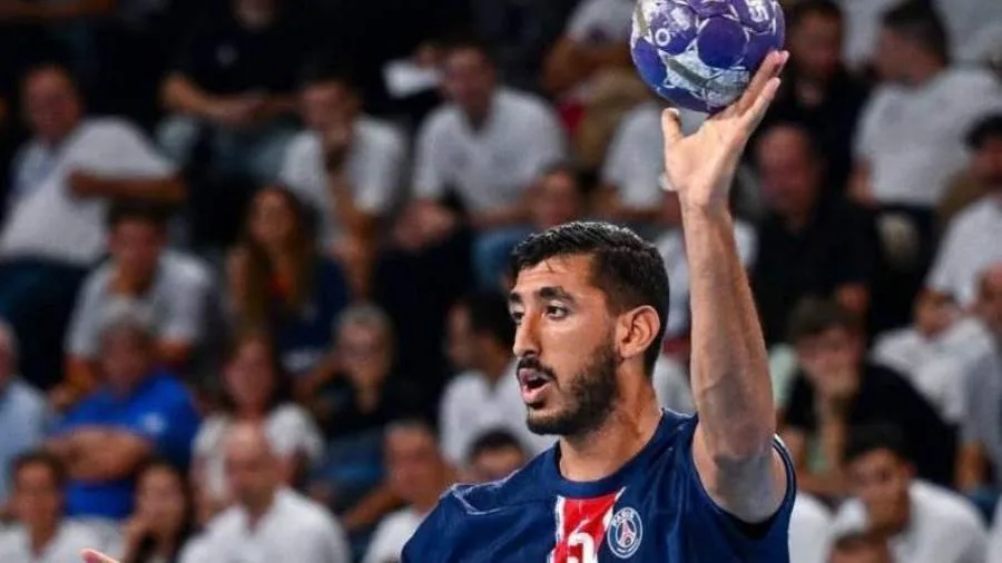 يحيى خالد يقود فريق باريس سان جيرمان لتحقيق لقب الدوري الفرنسي لكرة اليد يحيى خالد يقود فريق باريس سان جيرمان لتحقيق لقب الدوري الفرنسي لكرة اليد