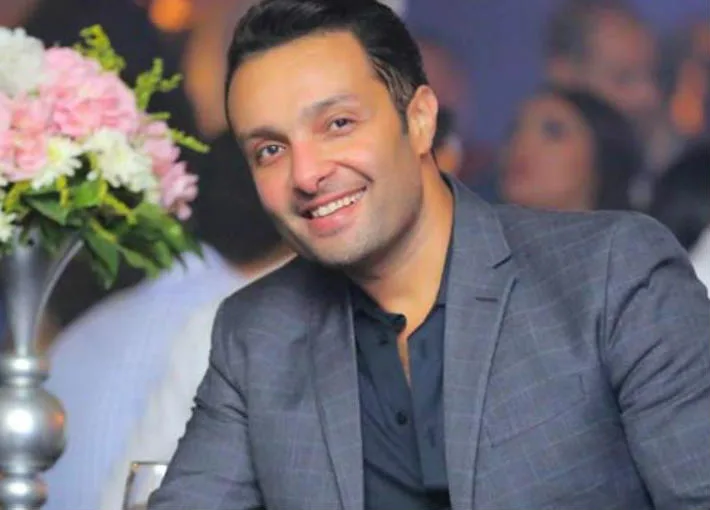 شقيق ياسمين عبد العزيز يرسل رسالة إلى أحمد السقا بعد انفصالهما. شقيق ياسمين عبد العزيز يرسل رسالة إلى أحمد السقا بعد انفصالهما.