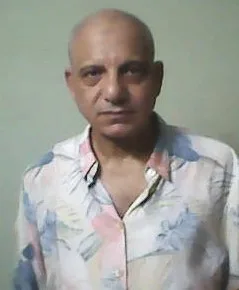محمود كامل الكومي: في ذكرى حرب تموز، نقدم مقتطفات من روايتي “قصفة زيتون وعنقودوكروم” محمود كامل الكومي: في ذكرى حرب تموز، نقدم مقتطفات من روايتي “قصفة زيتون وعنقودوكروم”