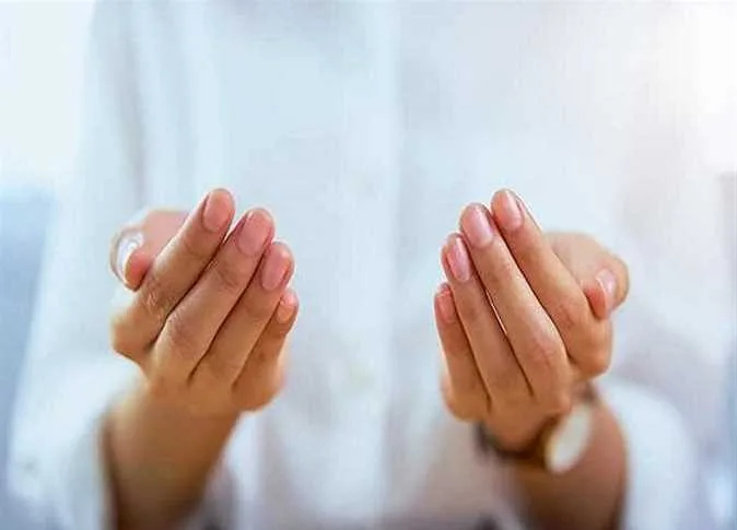 دعاء يوم عرفة المروي عن الرسول الكريم.. اغتنم الفرصة وكرره الآن دعاء يوم عرفة المروي عن الرسول الكريم.. اغتنم الفرصة وكرره الآن