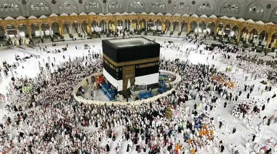 «روزاليوسف» تقوم بنشر آراء فقهية حول الحج والأضحية