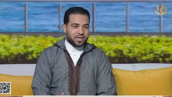 إسلام السرساوي يفسر أسباب زيادة شعبية الإنشاد الديني في الآونة الأخيرة، خصوصاً بين فئة الشباب. إسلام السرساوي يفسر أسباب زيادة شعبية الإنشاد الديني في الآونة الأخيرة، خصوصاً بين فئة الشباب.