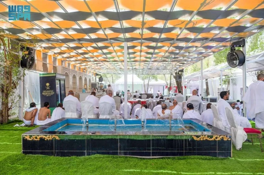 ضيوف برنامج خادم الحرمين الشريفين: يوم عرفة ذكرى خالدة ودليل على اهتمام المملكة بضيوف الرحمن ضيوف برنامج خادم الحرمين الشريفين: يوم عرفة ذكرى خالدة ودليل على اهتمام المملكة بضيوف الرحمن