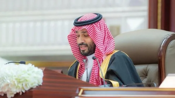 بالإنابة عن الملك، ولي العهد السعودي يتوجه إلى مشعر منى لمتابعة راحة الحجاج.