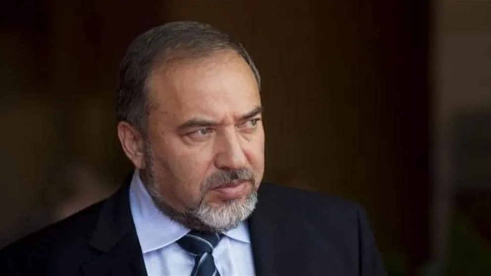 ليبرمان: نتنياهو يأمر بتسليح مجموعات في غزة من قبل إسرائيل ليبرمان: نتنياهو يأمر بتسليح مجموعات في غزة من قبل إسرائيل