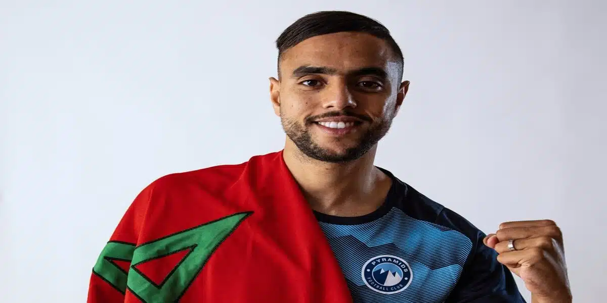 مغازلة حمراء للشيبي.. والأهلي بانتظار هدية من الكويت، وتركي آل الشيخ يثير الجدل مجددًا. مغازلة حمراء للشيبي.. والأهلي بانتظار هدية من الكويت، وتركي آل الشيخ يثير الجدل مجددًا.
