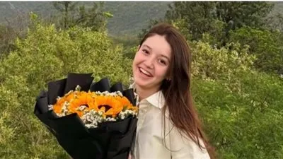 جريمة تؤثر على باكستان: اغتيال المدونة سناء يوسف في يوم عيد ميلادها جريمة تؤثر على باكستان: اغتيال المدونة سناء يوسف في يوم عيد ميلادها