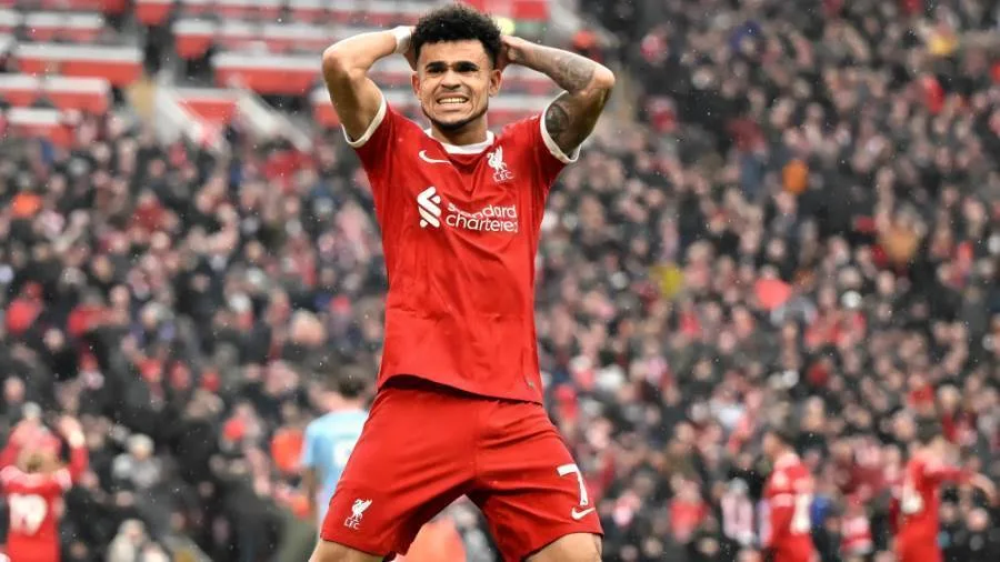 85 مليون ليست كافية.. ليفربول يرفض عرض برشلونة لانتقال دياز