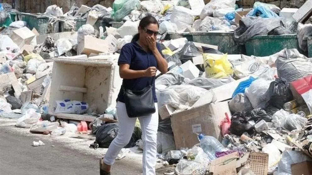 بيان تفصيلي من وزارة المالية حول “قضية النفايات” بيان تفصيلي من وزارة المالية حول “قضية النفايات”