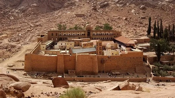 “نُعبر عن تقديرنا لموقف الدولة بشأن دير سانت كاترين” | أبرز توصيات المجمع المقدس للكنيسة الأرثوذكسية