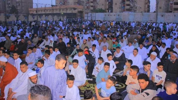 شباب ورياضة الجيزة تعلن حالة الطوارئ لاستقبال المصلين في 145 مركزًا وناديًا. شباب ورياضة الجيزة تعلن حالة الطوارئ لاستقبال المصلين في 145 مركزًا وناديًا.