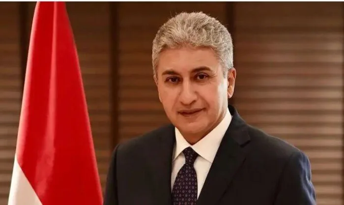 وزير السياحة يزور مخيمات الحجاج في عرفة ويثني على جهود البعثة في التعامل مع درجات الحرارة العالية وزير السياحة يزور مخيمات الحجاج في عرفة ويثني على جهود البعثة في التعامل مع درجات الحرارة العالية