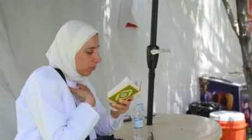 حجاج الجمعيات الأهلية ينطلقون إلى مزدلفة عند غروب شمس يوم عرفة