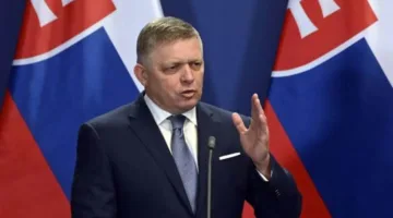 رئيس وزراء سلوفاكيا يطلب إضافة موضوع السلام في أوكرانيا إلى البيان الختامي لمجلس الاتحاد الأوروبي.
