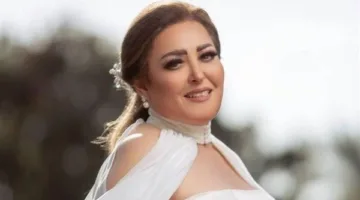 نهال عنبر تشارك فرحة عيد الأضحى بصورة من مكة المكرمة