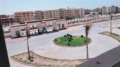 رئيس جامعة أسيوط يؤكد على ضرورة تواجد عناصر الأمن والمشرفين طوال اليوم رئيس جامعة أسيوط يؤكد على ضرورة تواجد عناصر الأمن والمشرفين طوال اليوم