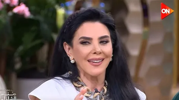 جاسمين طه تتحدث عن تأثير خلفيتها السياسية على مسيرتها الإعلامية. جاسمين طه تتحدث عن تأثير خلفيتها السياسية على مسيرتها الإعلامية.