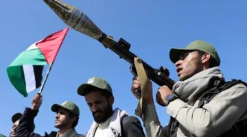 المتمردون الحوثيون: ضربنا مطار اللد بصاروخ باليستي