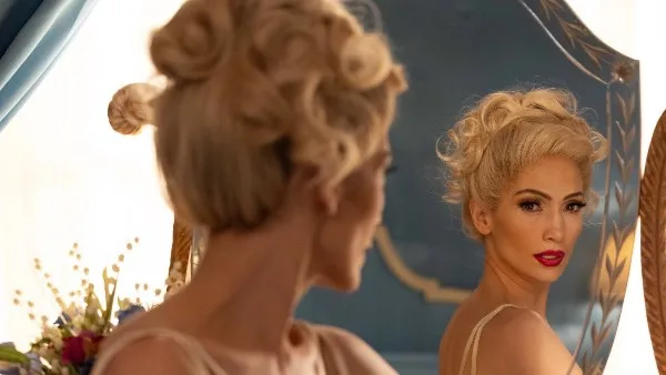 جينيفر لوبيز تتلألأ في عرض Kiss of the Spider Woman.. أداء رائع وترشيحات للأوسكار