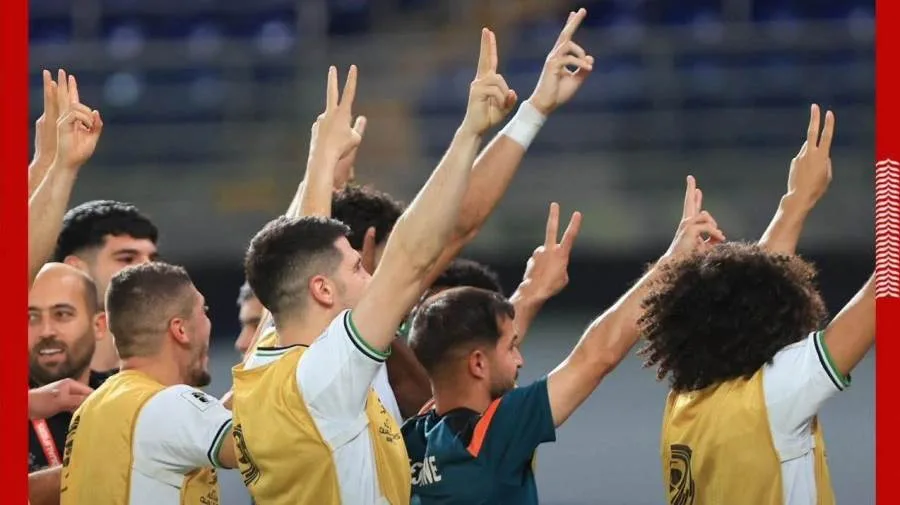 الفدائي يمنح الجماهير الفلسطينية أكبر مكافأة ويعزز فرصه في الوصول إلى تصفيات كأس العالم الفدائي يمنح الجماهير الفلسطينية أكبر مكافأة ويعزز فرصه في الوصول إلى تصفيات كأس العالم
