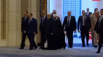 الرئيس السيسي يقدم التهاني للدكتور علي جمعة بمناسبة عيد الأضحى المبارك (بث مباشر)