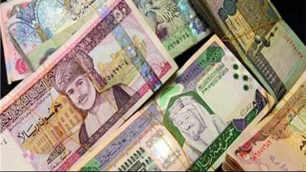 انخفاض ملحوظ في أسعار العملات العربية اليوم الجمعة انخفاض ملحوظ في أسعار العملات العربية اليوم الجمعة
