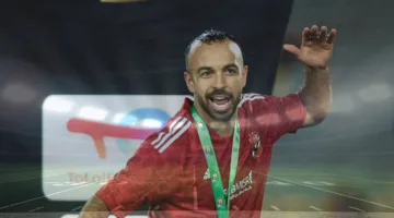 أفشة: تقسيمات الأهلي أكثر قوة من مباريات الدوري.. القمصان تتقطع.
