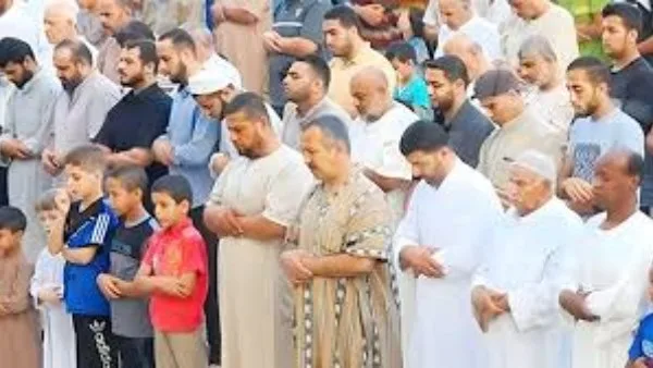 ما هو حكم خطبة عيد الأضحى؟ تجنب 10 تصرفات أثناء الاستماع إليها. ما هو حكم خطبة عيد الأضحى؟ تجنب 10 تصرفات أثناء الاستماع إليها.