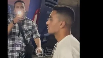دعم غير معلن من مصطفى محمد للزمالك وسط جدل حول حضوره زفاف لاعب الأهلي (فيديو) دعم غير معلن من مصطفى محمد للزمالك وسط جدل حول حضوره زفاف لاعب الأهلي (فيديو)