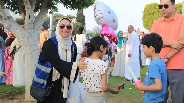 قوات حماة الوطن في الإسماعيلية يقدمون هدايا للأطفال بمناسبة عيد الأضحى قوات حماة الوطن في الإسماعيلية يقدمون هدايا للأطفال بمناسبة عيد الأضحى