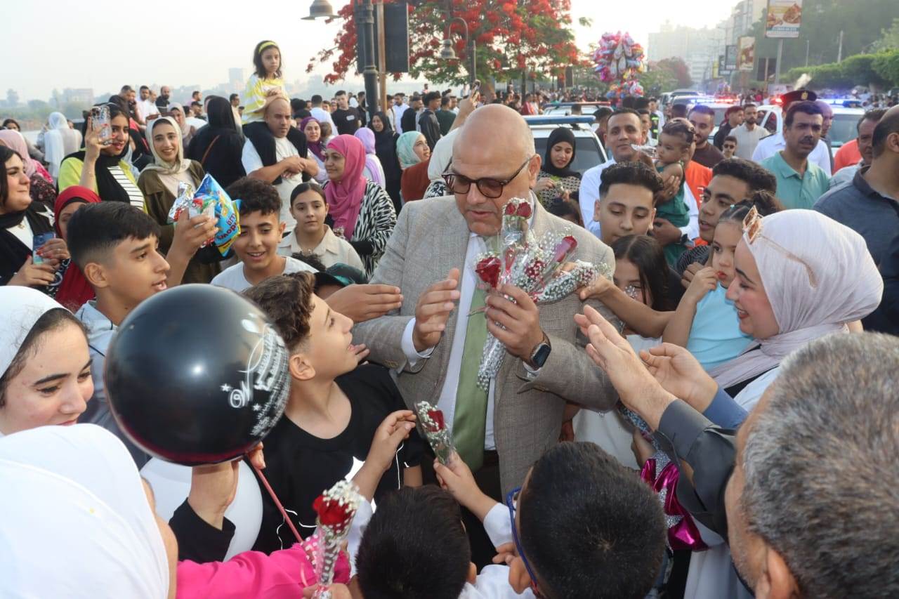 توزيع الورد
