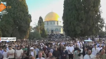 آلاف الفلسطينيين يحتفلون بصلاة عيد الأضحى في المسجد الأقصى
