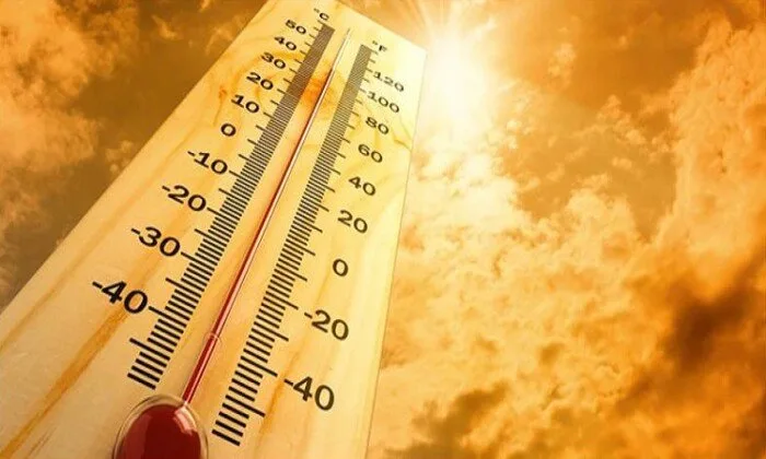 طقس العيد: الأرصاد تحذر من ارتفاع درجات الحرارة نهاراً وتحدد الوقت المناسب للخروج