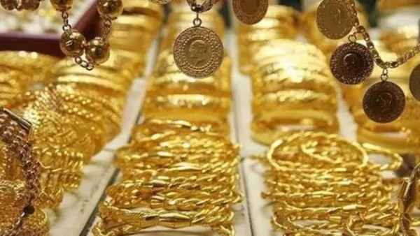 زيادة أسعار الذهب عالمياً بعد صدور بيانات اقتصادية أمريكية سلبية طغت على التفاؤل بشأن المحادثات مع الصين. زيادة أسعار الذهب عالمياً بعد صدور بيانات اقتصادية أمريكية سلبية طغت على التفاؤل بشأن المحادثات مع الصين.