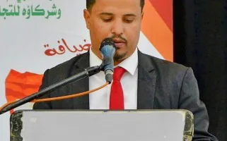 علي علي العيزري: الصعوبات والاستراتيجيات في ترجمة الشعر العربي للإنجليزية: تحليل لترجمات أشعار أحمد مطر “الرئيس المؤتمن” كنموذج