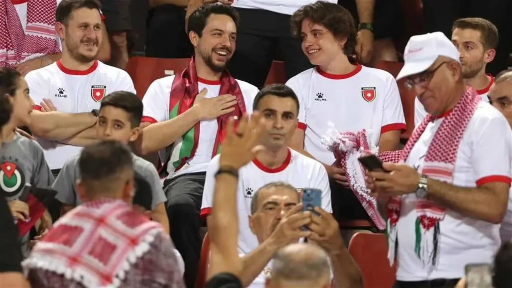 شاهد احتفال ولي عهد الأردن وشقيقه بتأهل المنتخب إلى كأس العالم (فيديو) شاهد احتفال ولي عهد الأردن وشقيقه بتأهل المنتخب إلى كأس العالم (فيديو)
