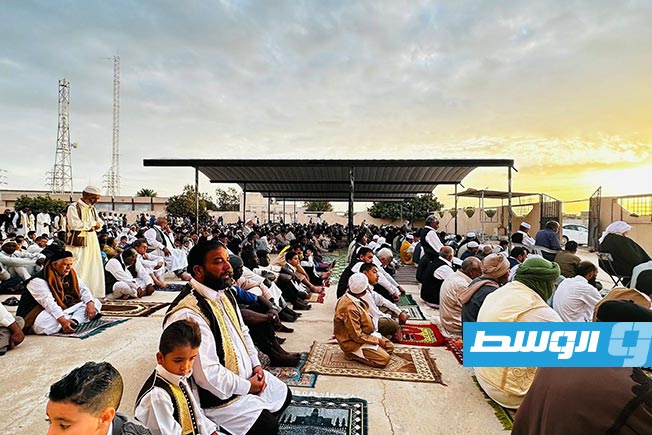 لقطة من صلاة العيد في مسجد بن همال في سرت، 6 يونيو 2025. (الإنترنت)