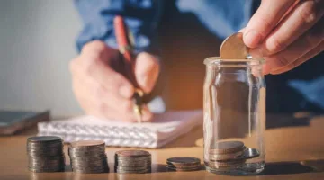 العوائد الثابتة والمتغيرة لحسابات التوفير: اكتشف الفرق بينهما