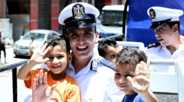 «العيد يقترب.. وزارة الداخلية تحتفل مع المواطنين بعيد الأضحى المبارك (فيديو)»