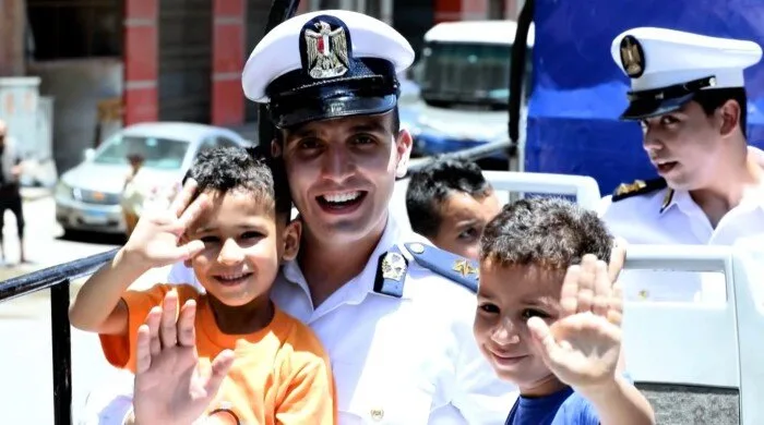 «العيد يقترب.. وزارة الداخلية تحتفل مع المواطنين بعيد الأضحى المبارك (فيديو)»
