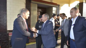 حبشى يتفقد قوات الأمن في بورسعيد خلال أول أيام عيد الأضحى