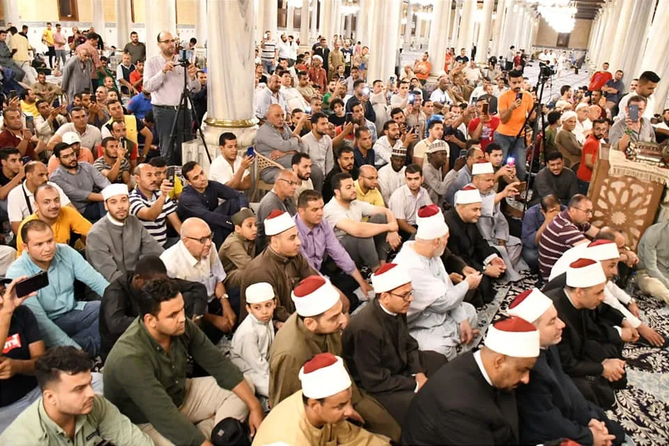 بث شعائر صلاة الجمعة من مسجد الإمام الحسين.. فيديو بث شعائر صلاة الجمعة من مسجد الإمام الحسين.. فيديو